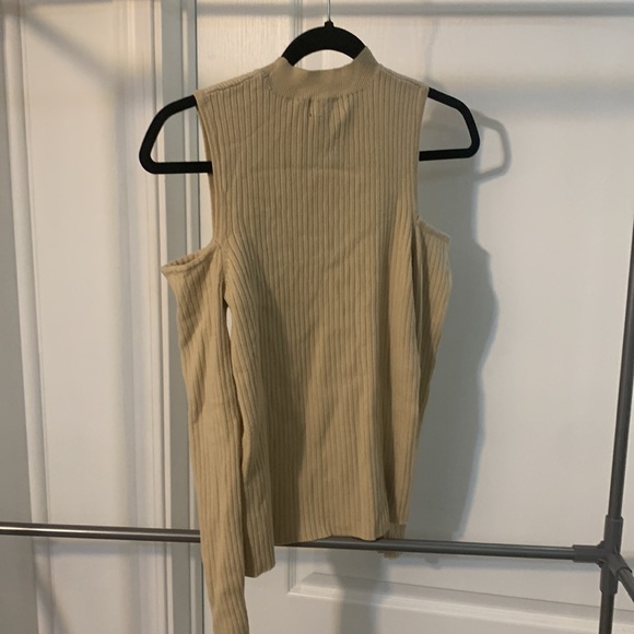 2/$15 Nude Mock Neck Shoulder less Forever 21 Knit Shirt - Picture 4 of 5